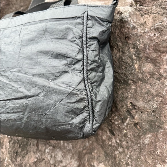 ALOHA Collection Gray Mini Tote / Crossbody Splash-Proof Travel Bag - Picture 7 of 13